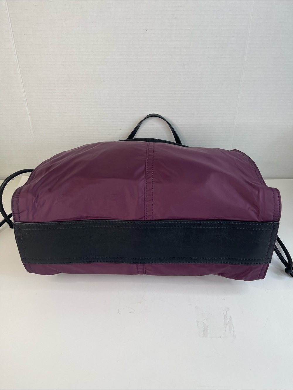 Burberry Buckleigh purple nylon tote bag - Picture 6 of 16